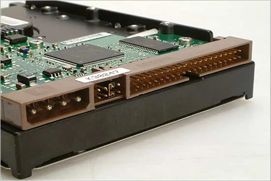 硬盘上的IDE接口